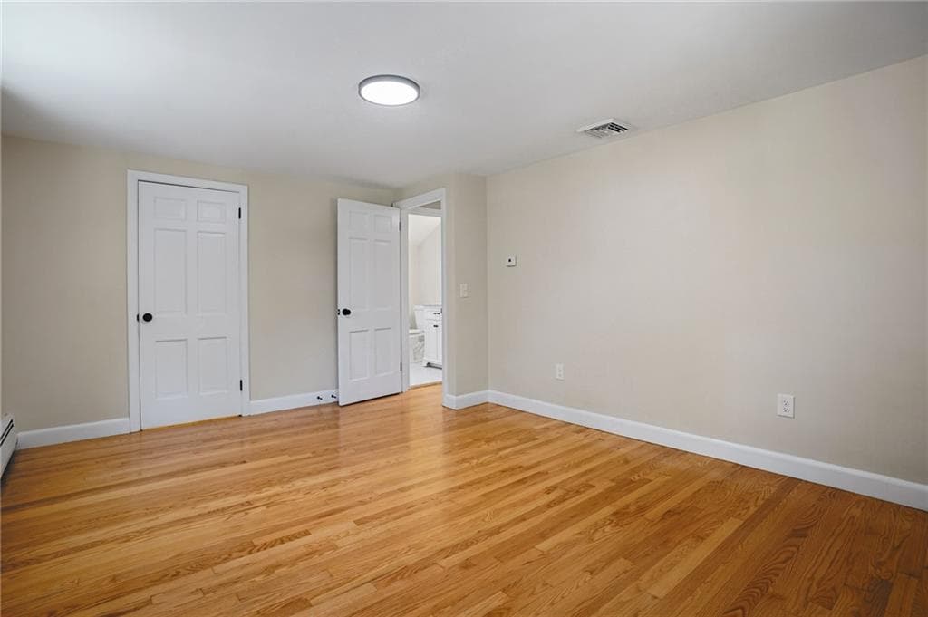 Single Family Residence at 23 Wildrose Court, Warwick, photo 27 of 50