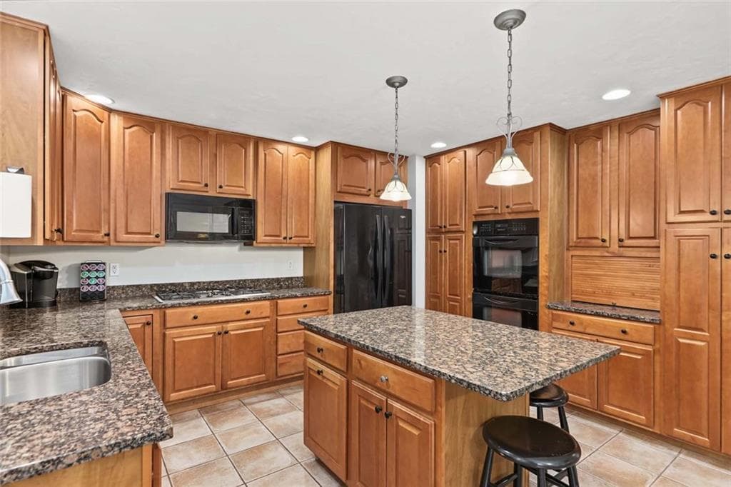 Single Family Residence at 23 Valley Stream Drive, Cumberland, photo 17 of 50