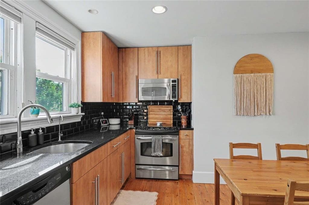 Condominium at 53 Governor Street UNIT 3, Providence, photo 17 of 28