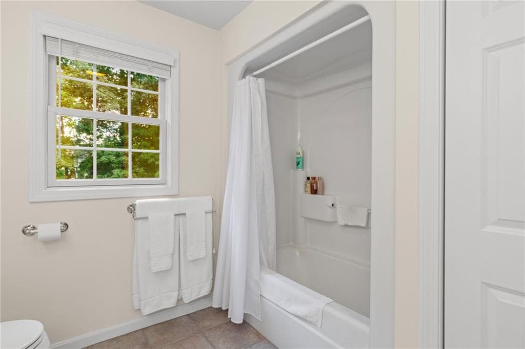 Single Family Residence at 38 Lindsay Lane, Cranston, photo 34 of 50