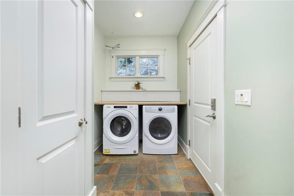 Single Family Residence at 26 Thayer Avenue, Narragansett, photo 25 of 43
