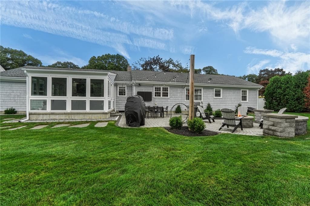 Single Family Residence at 39 Rolling Acres Drive, Cumberland, photo 25 of 25
