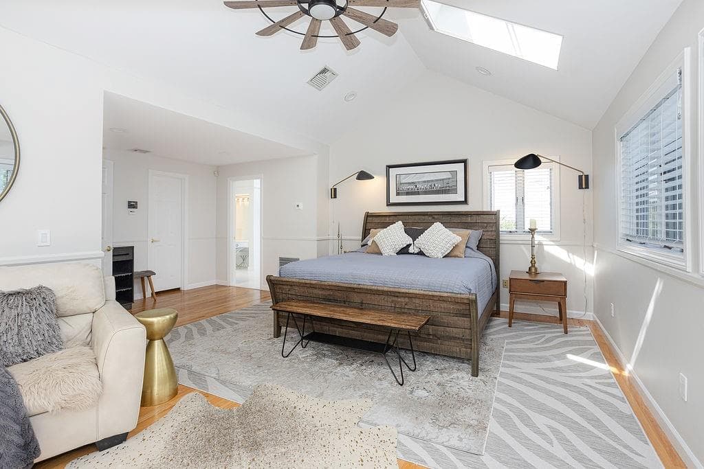 Single Family Residence at 16 Larch Avenue, Narragansett, photo 17 of 48