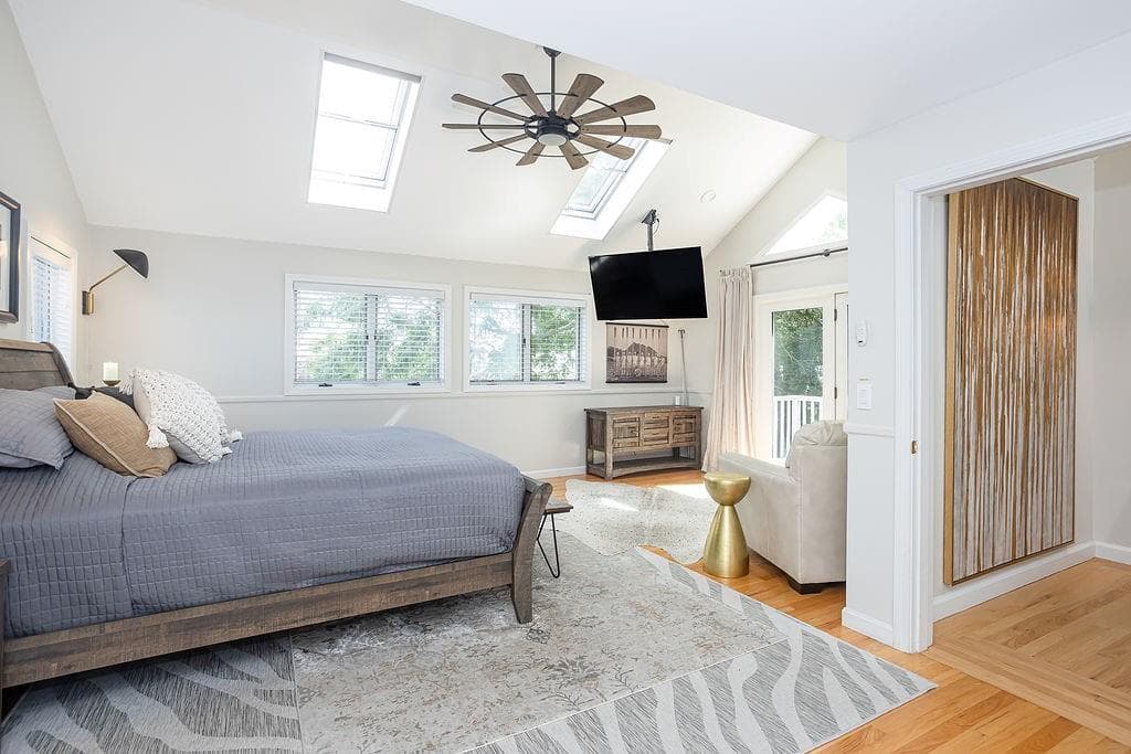 Single Family Residence at 16 Larch Avenue, Narragansett, photo 16 of 48