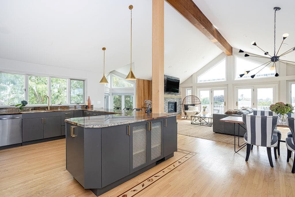 Single Family Residence at 16 Larch Avenue, Narragansett, photo 5 of 48