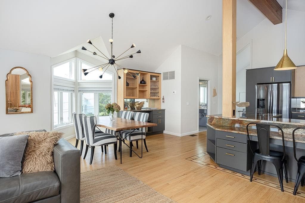 Single Family Residence at 16 Larch Avenue, Narragansett, photo 8 of 48