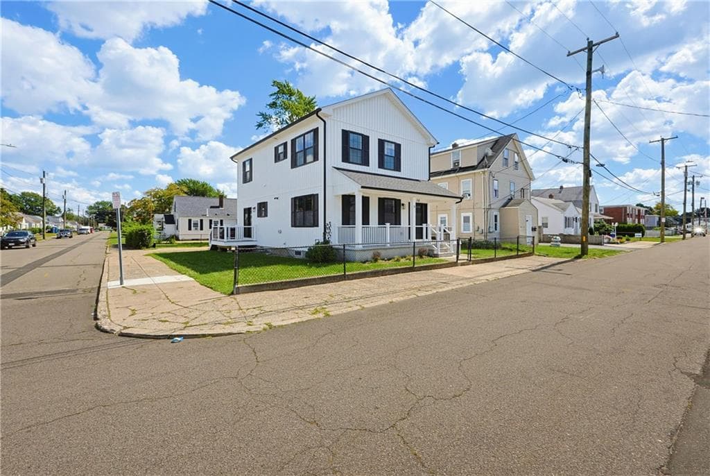 Single Family Residence at 38 Ashburne Street, Pawtucket, photo 3 of 43