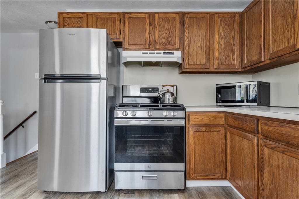 Single Family Residence at 89 Spice Bush Trail, Narragansett, photo 7 of 29