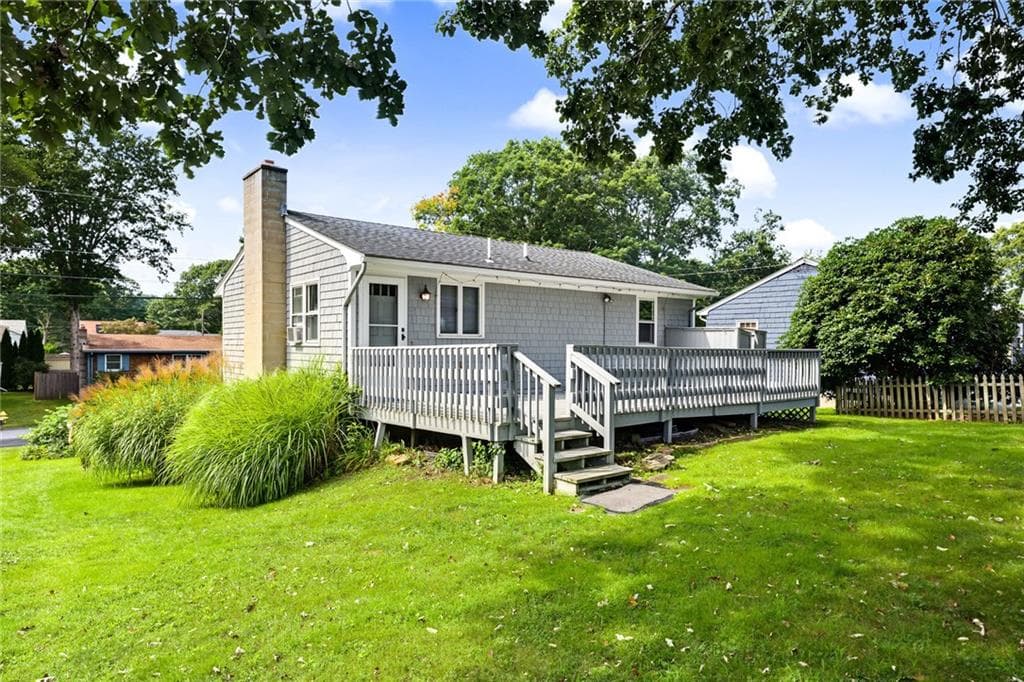 Single Family Residence at 89 Spice Bush Trail, Narragansett, photo 24 of 29