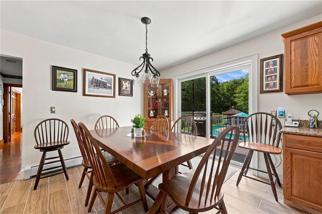 Single Family Residence at 11 Pachet Brook Road, Little Compton, photo 6 of 38