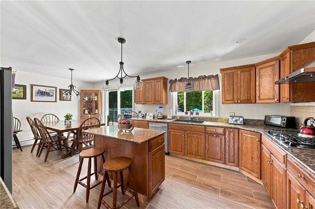 Single Family Residence at 11 Pachet Brook Road, Little Compton, photo 5 of 38