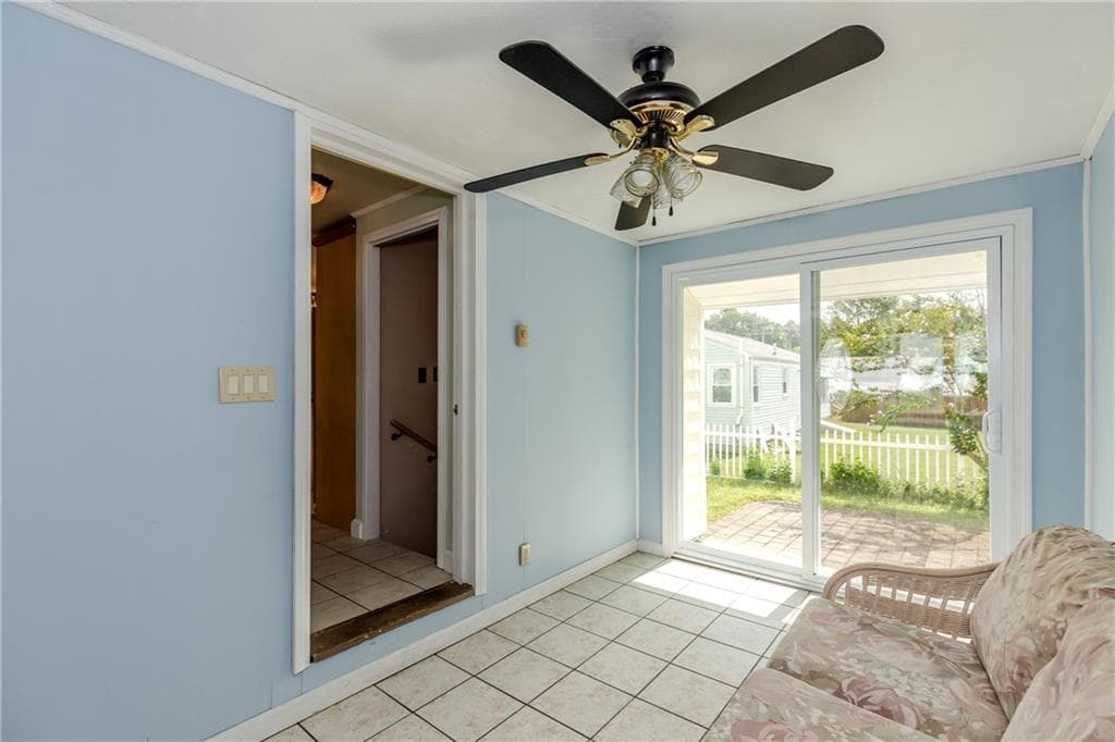 Single Family Residence at 6 Restwood Road, Cranston, photo 6 of 42