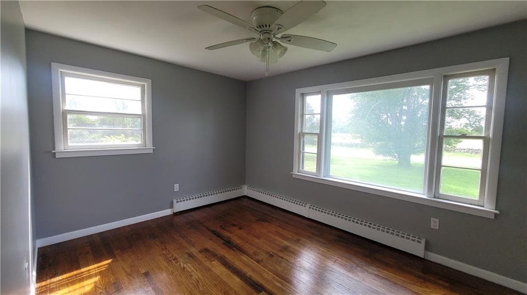 Multi Family at 256 Matunuck Beach Road, South Kingstown, photo 11 of 31