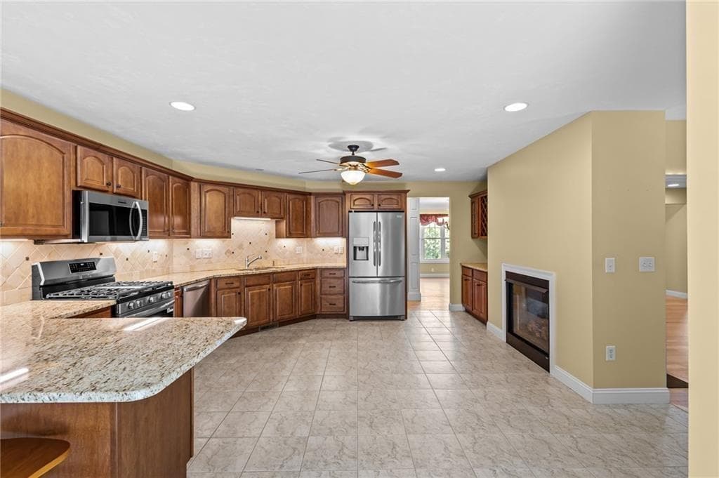 Single Family Residence at 125 West Road, Cumberland, photo 5 of 39