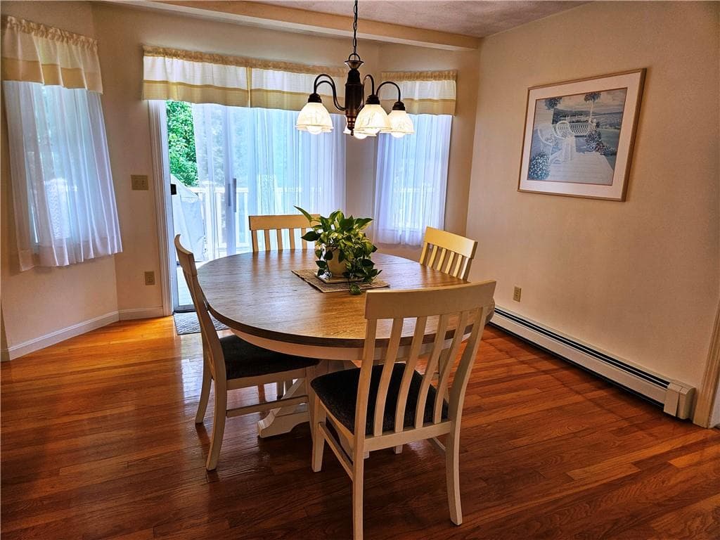 Single Family Residence at 12 Jason Drive, Lincoln, photo 7 of 37