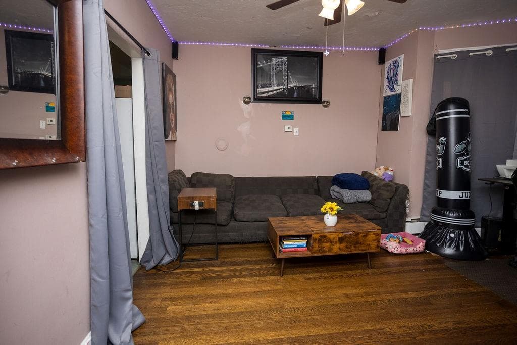 Multi Family at 29 Hamlet Avenue, Woonsocket, photo 27 of 48