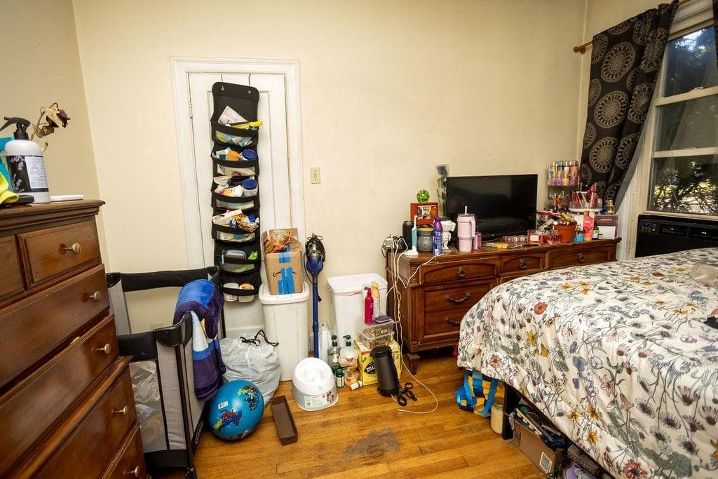 Multi Family at 29 Hamlet Avenue, Woonsocket, photo 13 of 48
