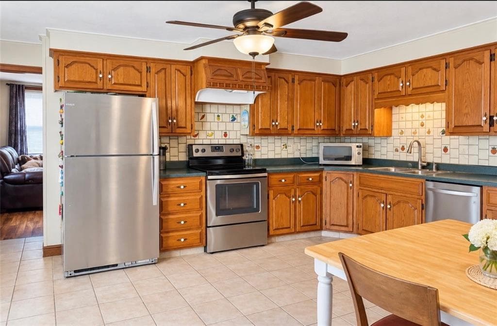Multi Family at 3533 Mendon Road, Cumberland, photo 2 of 18