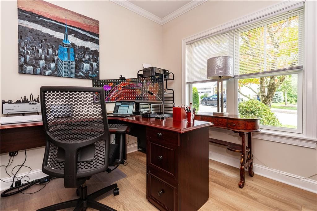 Condominium at 46 Travelers Court UNIT 33, East Greenwich, photo 6 of 49