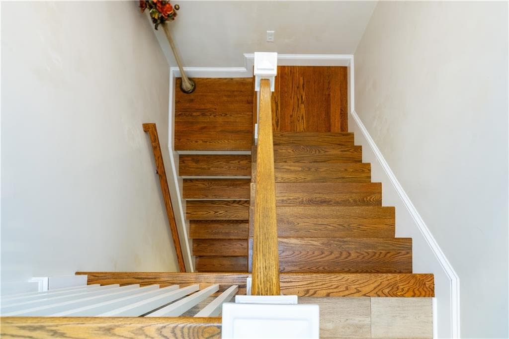 Condominium at 46 Travelers Court UNIT 33, East Greenwich, photo 32 of 49