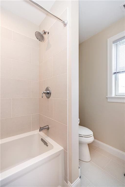 Condominium at 46 Travelers Court UNIT 33, East Greenwich, photo 44 of 49