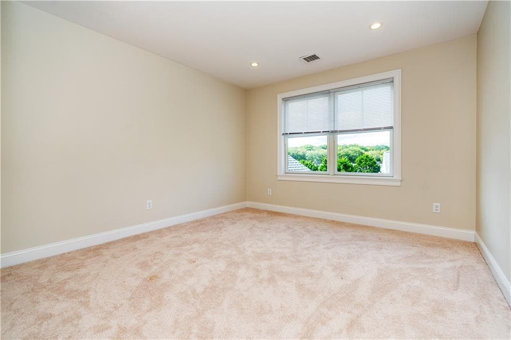 Condominium at 46 Travelers Court UNIT 33, East Greenwich, photo 39 of 49