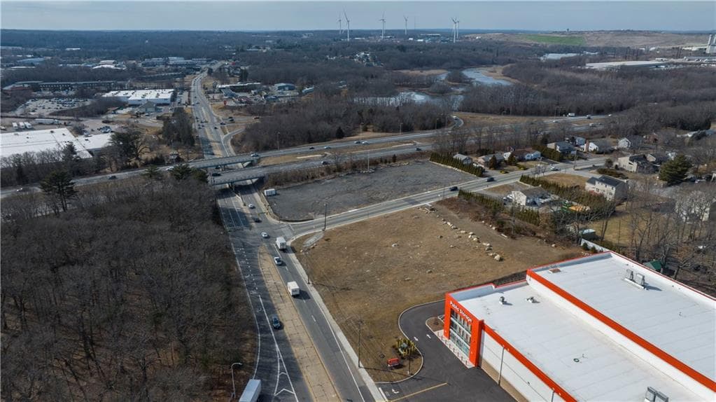 Commercial at 1827 Plainfield Pike, Johnston, photo 5 of 15