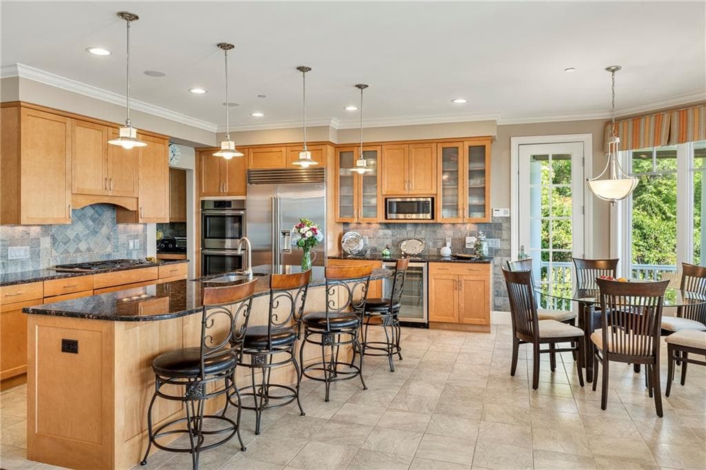 Single Family Residence at 81 Quarry Road, North Kingstown, photo 8 of 50