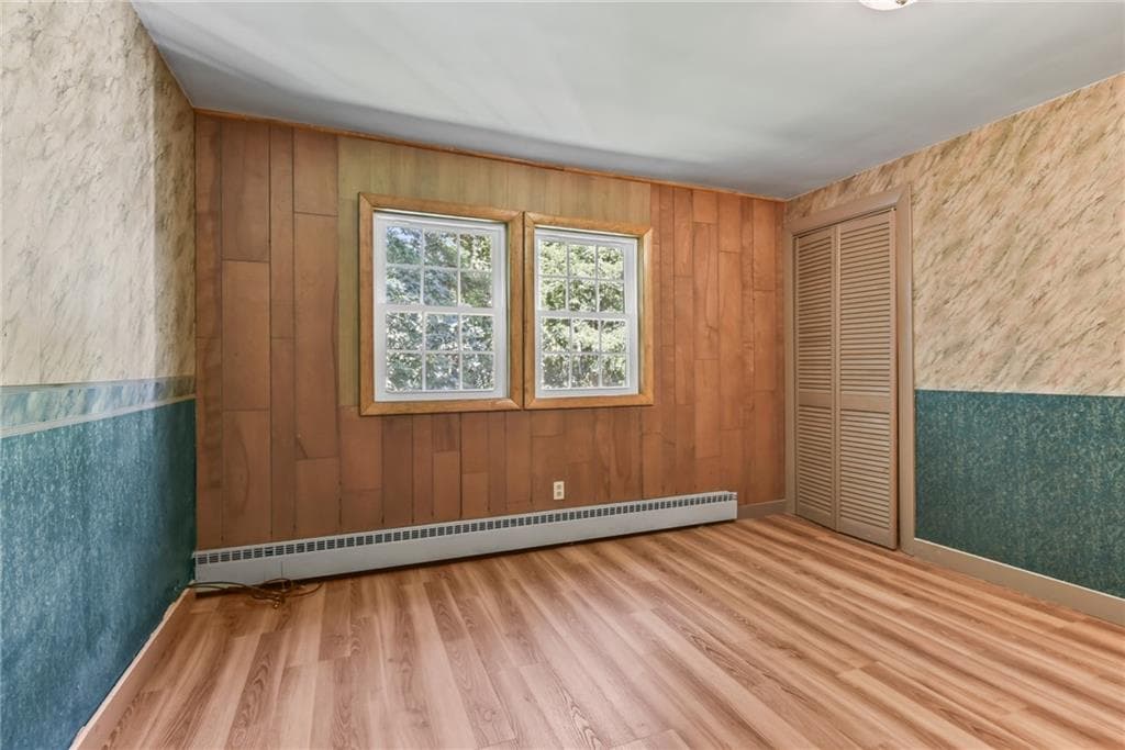 Single Family Residence at 35 Lane E, Warwick, photo 9 of 35