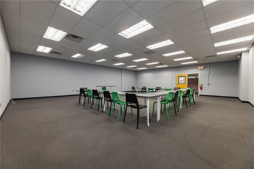 Commercial at 1320 Eddie Dowling Highway, Lincoln, photo 26 of 41