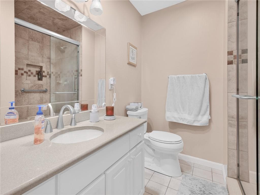 Condominium at 3 Quail Ridge Road, North Providence, photo 16 of 29
