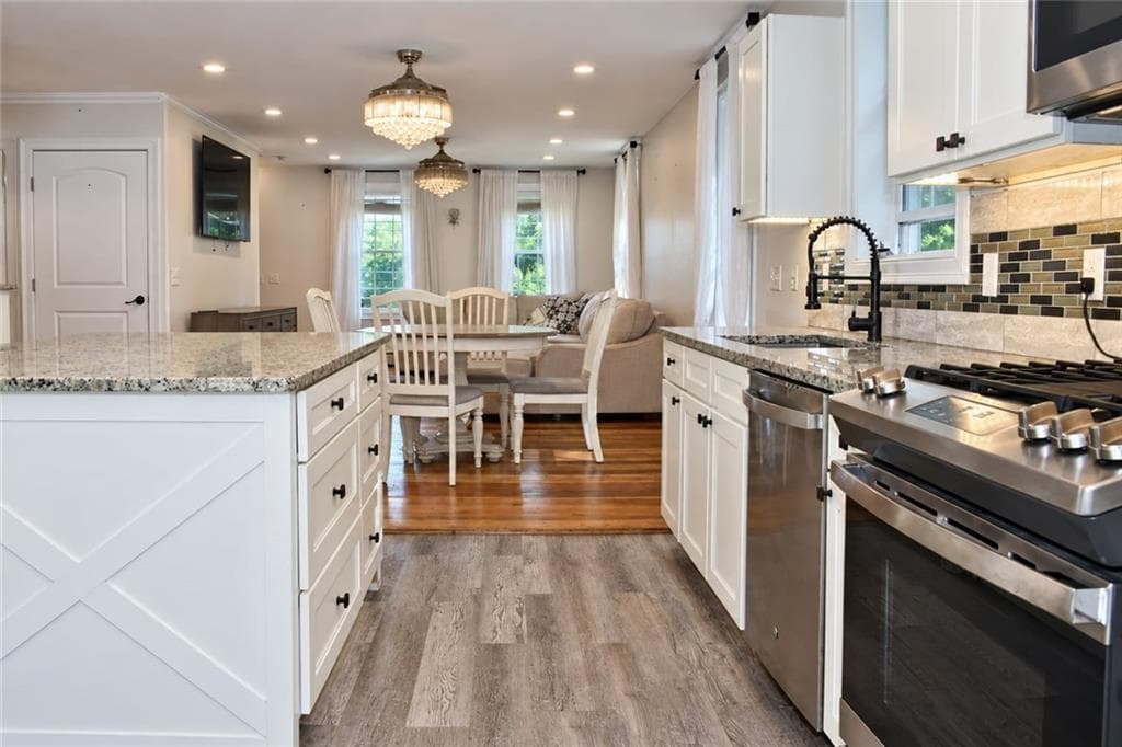 Single Family Residence at Smithfield, photo 15 of 40
