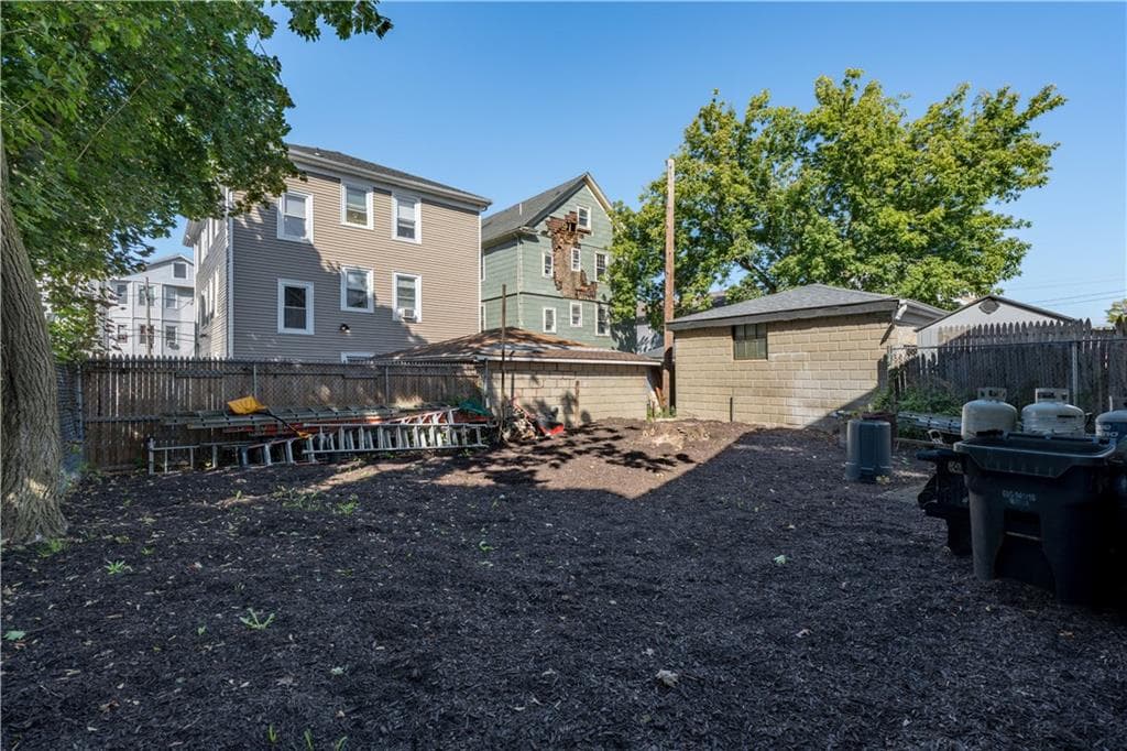 Multi Family at 32 34 Ruggles Street, Providence, photo 8 of 35