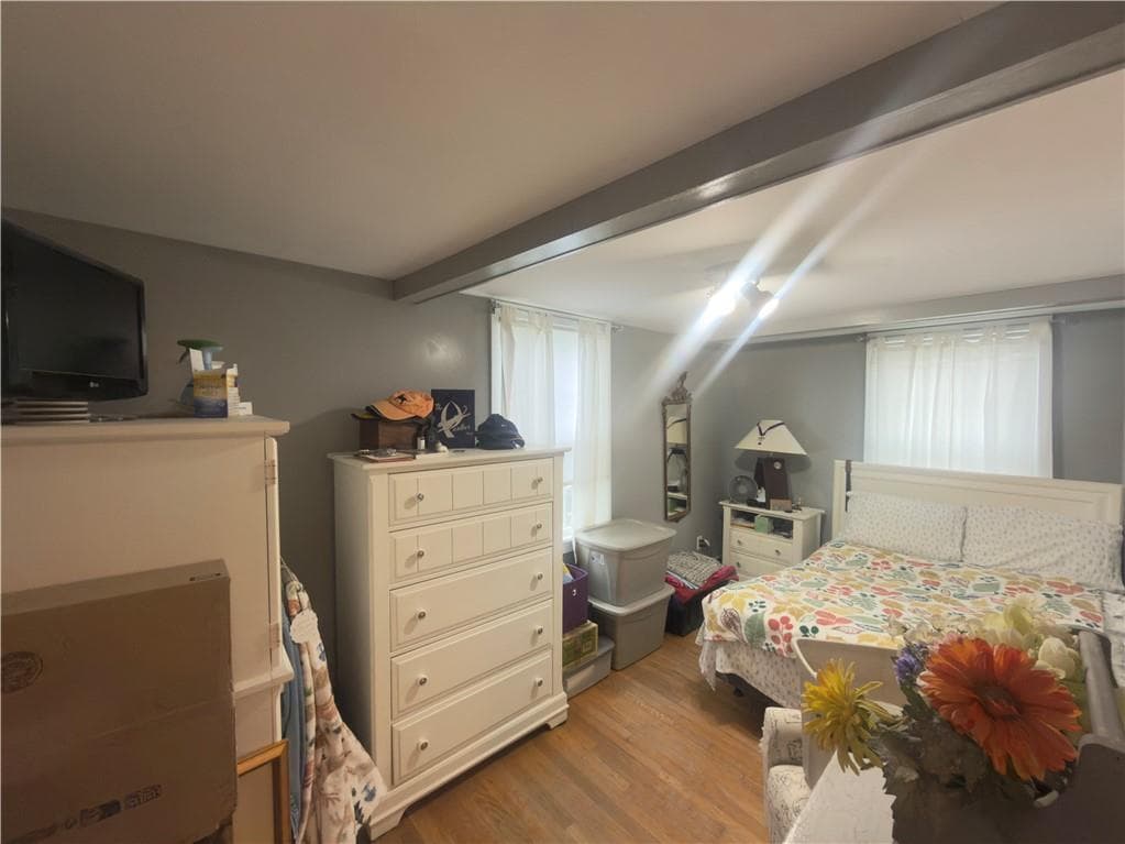 Single Family Residence at 83 Serrel Sweet Road, Johnston, photo 7 of 18