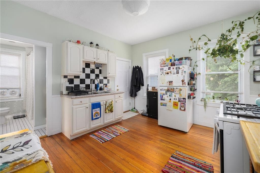 Multi Family at 56 Barton Street, Providence, photo 14 of 32