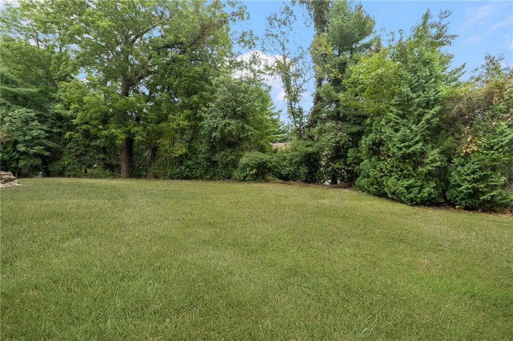 Single Family Residence at 174 Ayrault Road, East Greenwich, photo 42 of 43
