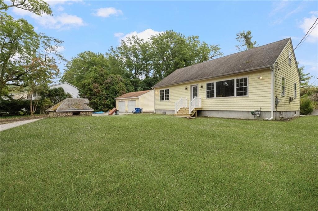 Single Family Residence at 174 Ayrault Road, East Greenwich, photo 43 of 43