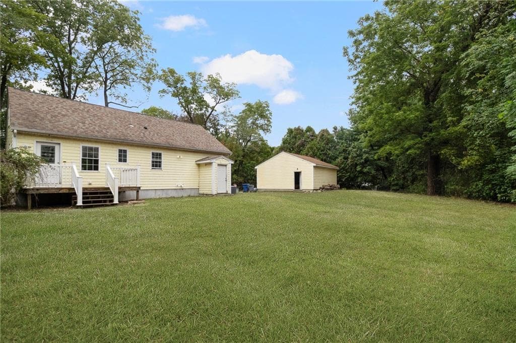 Single Family Residence at 174 Ayrault Road, East Greenwich, photo 33 of 43