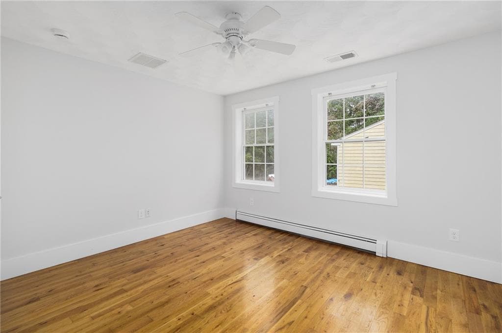 Single Family Residence at 174 Ayrault Road, East Greenwich, photo 18 of 43