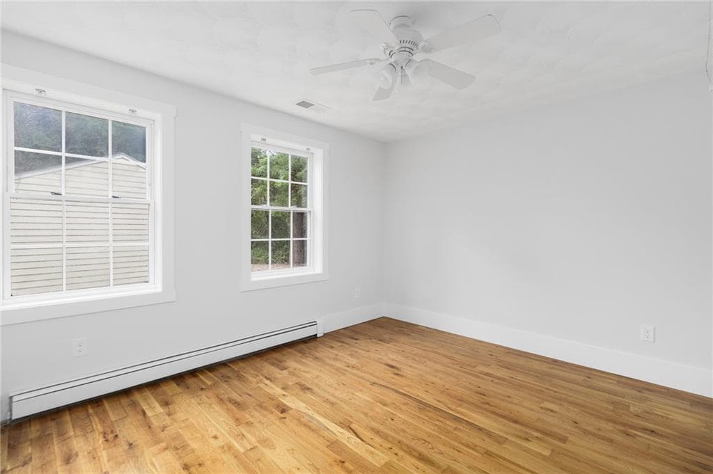 Single Family Residence at 174 Ayrault Road, East Greenwich, photo 15 of 43