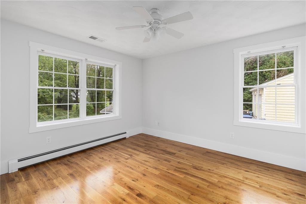 Single Family Residence at 174 Ayrault Road, East Greenwich, photo 21 of 43