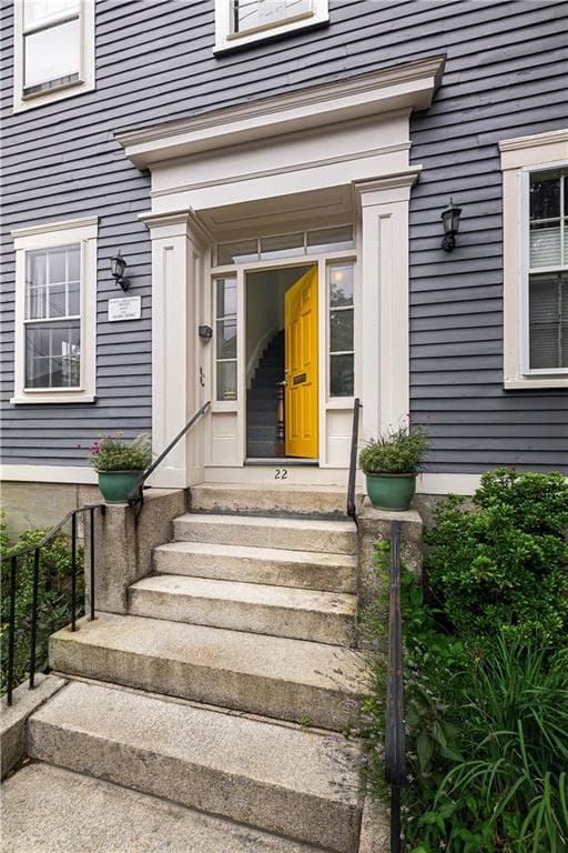 22 Halsey Street UNIT 2