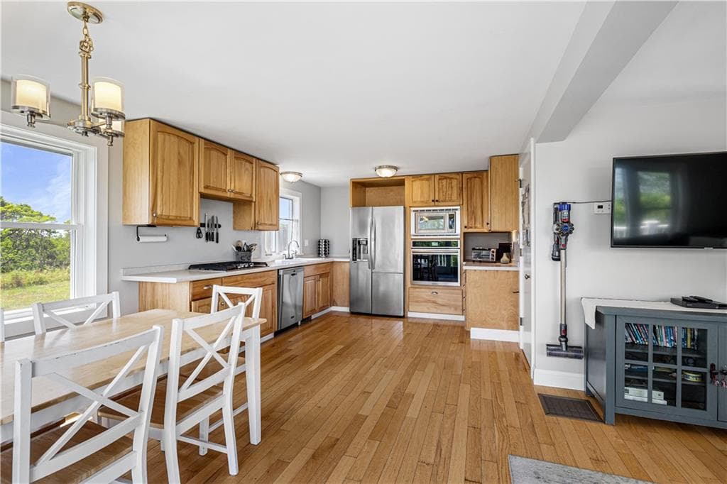 Single Family Residence at 1232 Pilot Hill Road, Block Island, photo 13 of 46