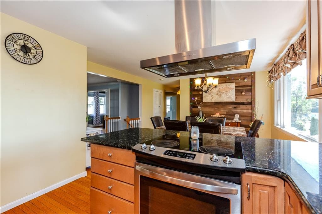 Single Family Residence at 104 Meadow Road, North Providence, photo 34 of 50