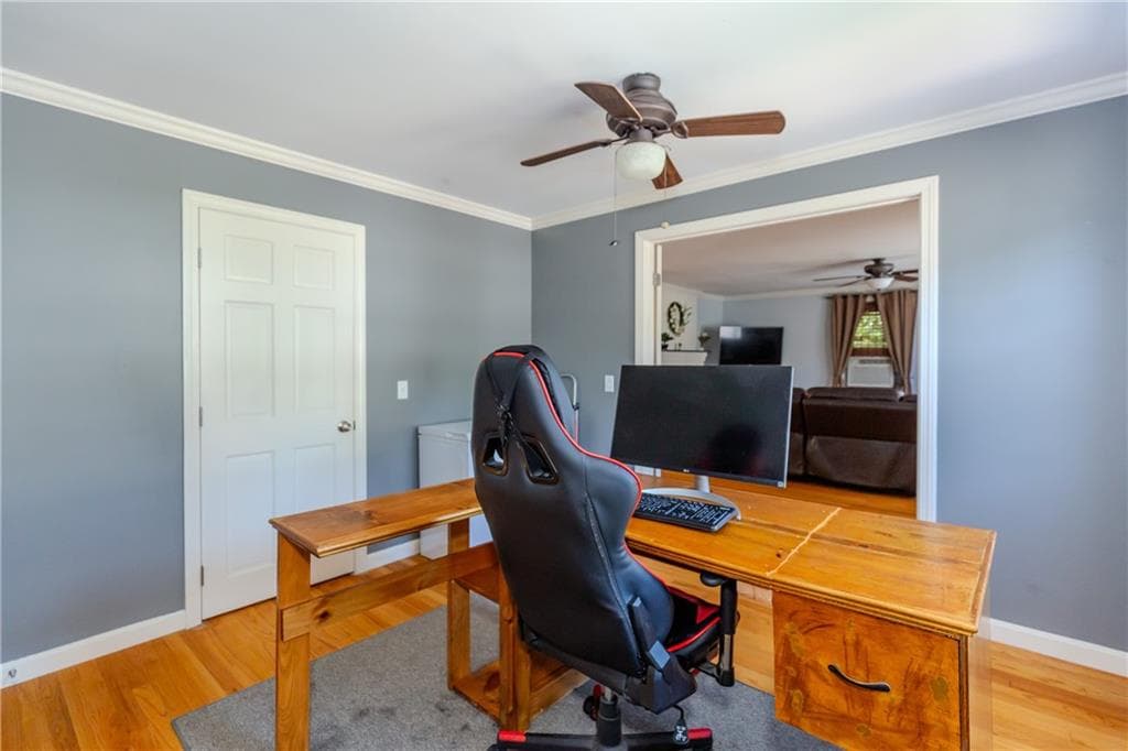 Single Family Residence at 104 Meadow Road, North Providence, photo 18 of 50
