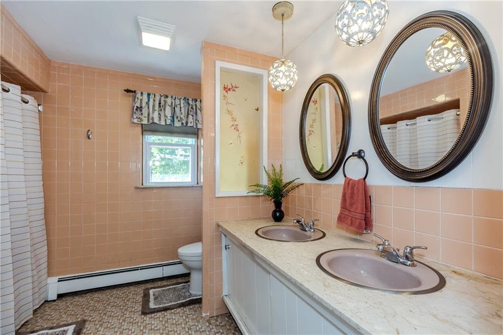 Single Family Residence at 104 Meadow Road, North Providence, photo 29 of 50