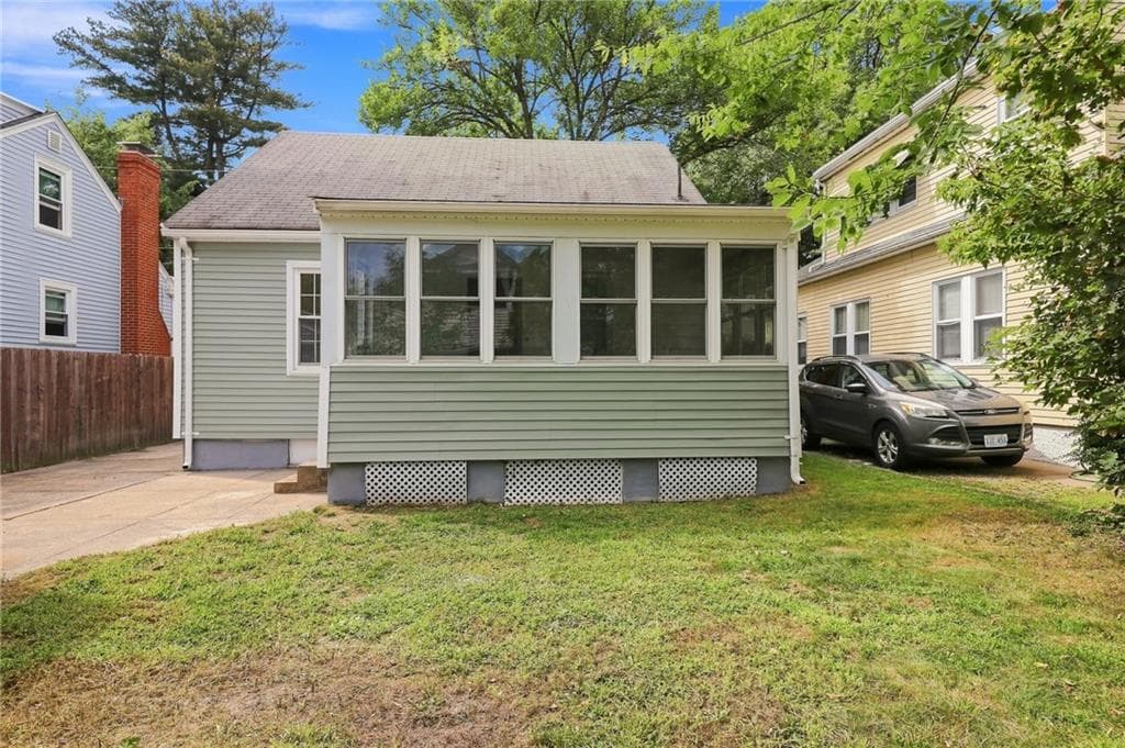 Single Family Residence at 31 Rowan Street, Providence, photo 42 of 48