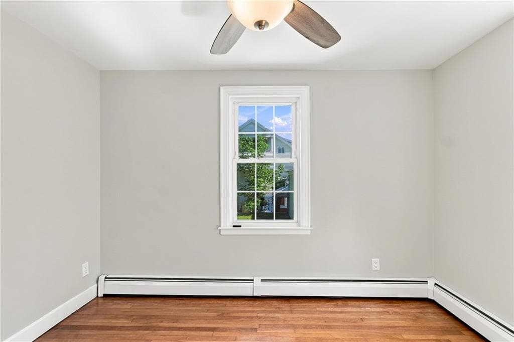 Single Family Residence at 31 Rowan Street, Providence, photo 13 of 48