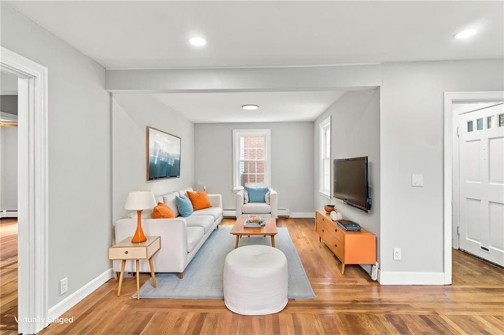 Single Family Residence at 31 Rowan Street, Providence, photo 5 of 48