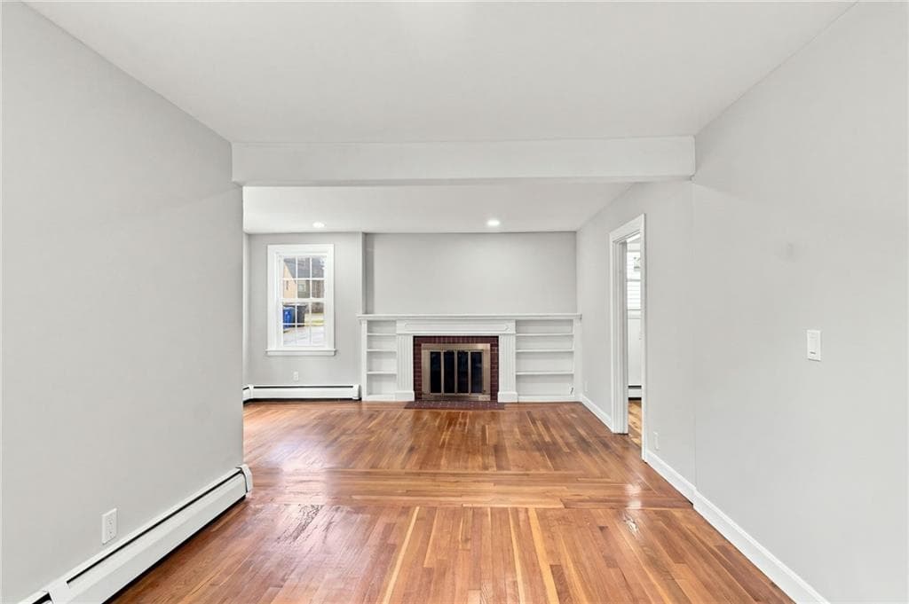Single Family Residence at 31 Rowan Street, Providence, photo 8 of 48